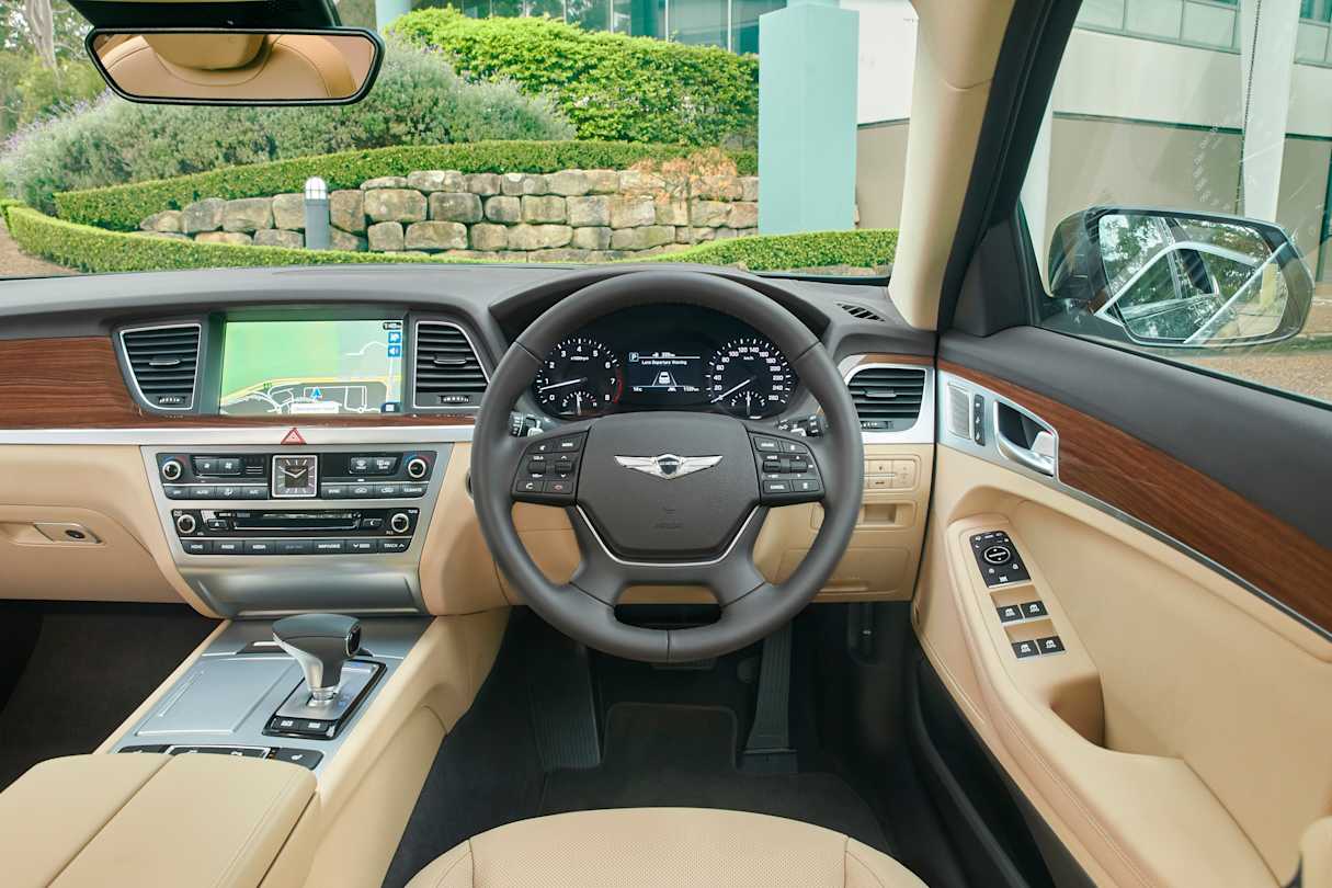 There's an old-school feel about the G80's interior treatment.